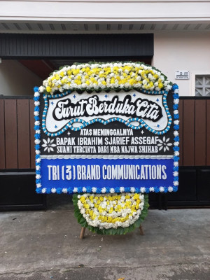Papan Bunga Duka di Dodu